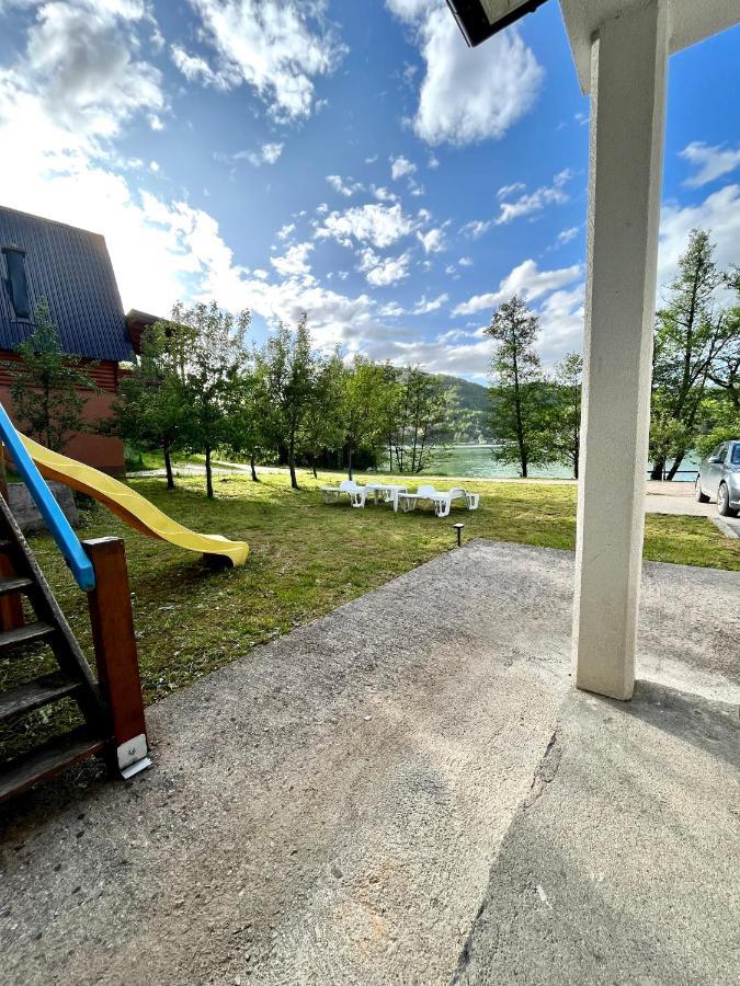 Cobras Plivsko Jezero, Jajce Villa Esterno foto