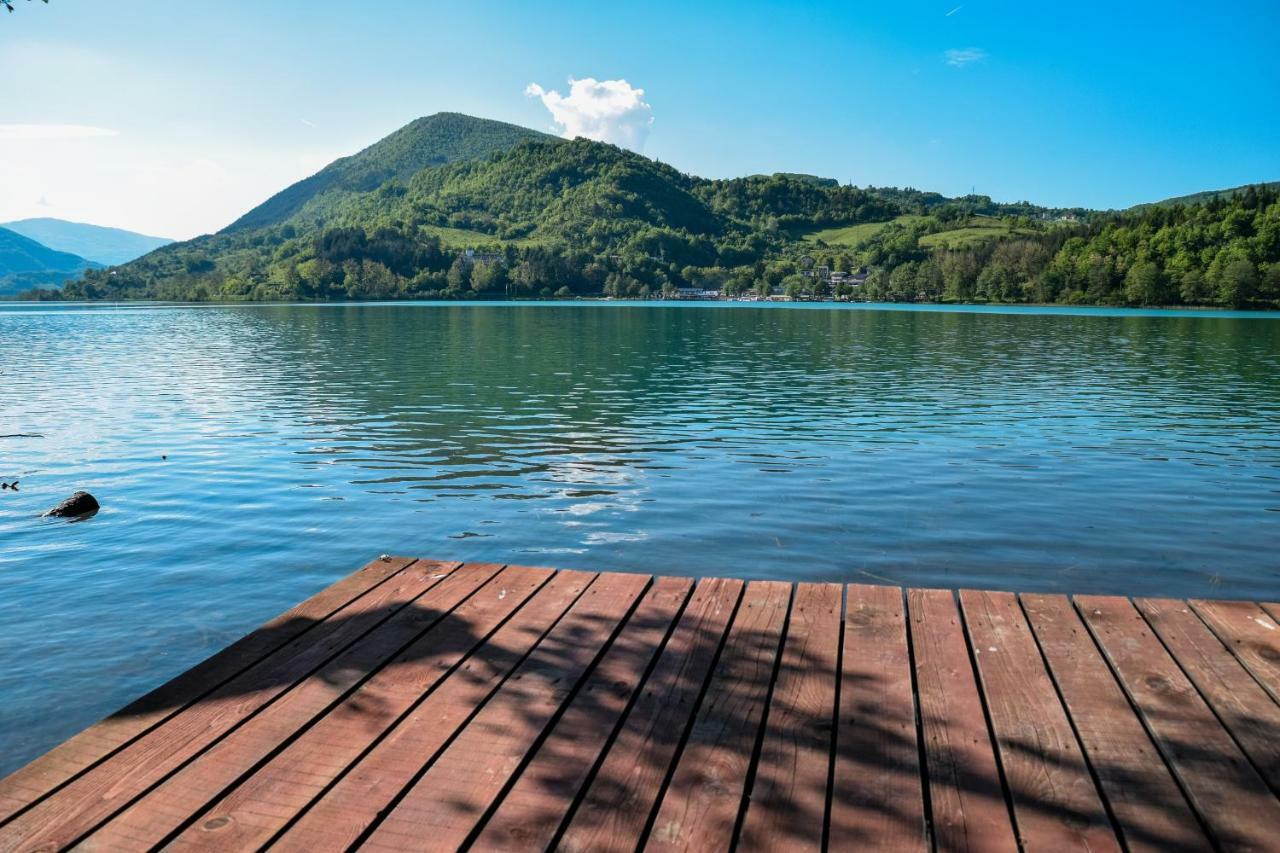 Cobras Plivsko Jezero, Jajce Villa Esterno foto